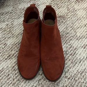Maroon heeled boots